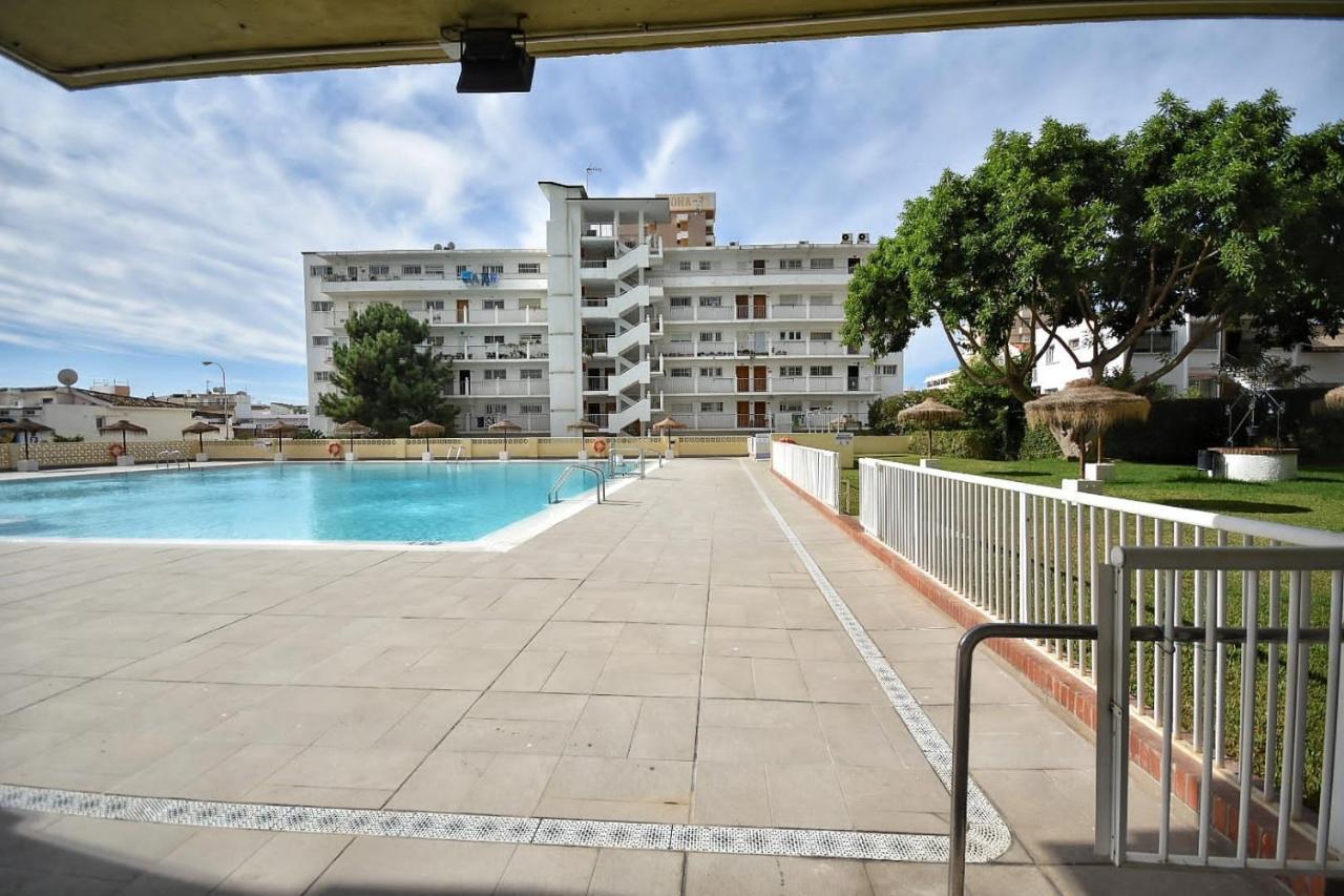 Ferienwohnung Gran Carihuela Torremolinos Exterior foto